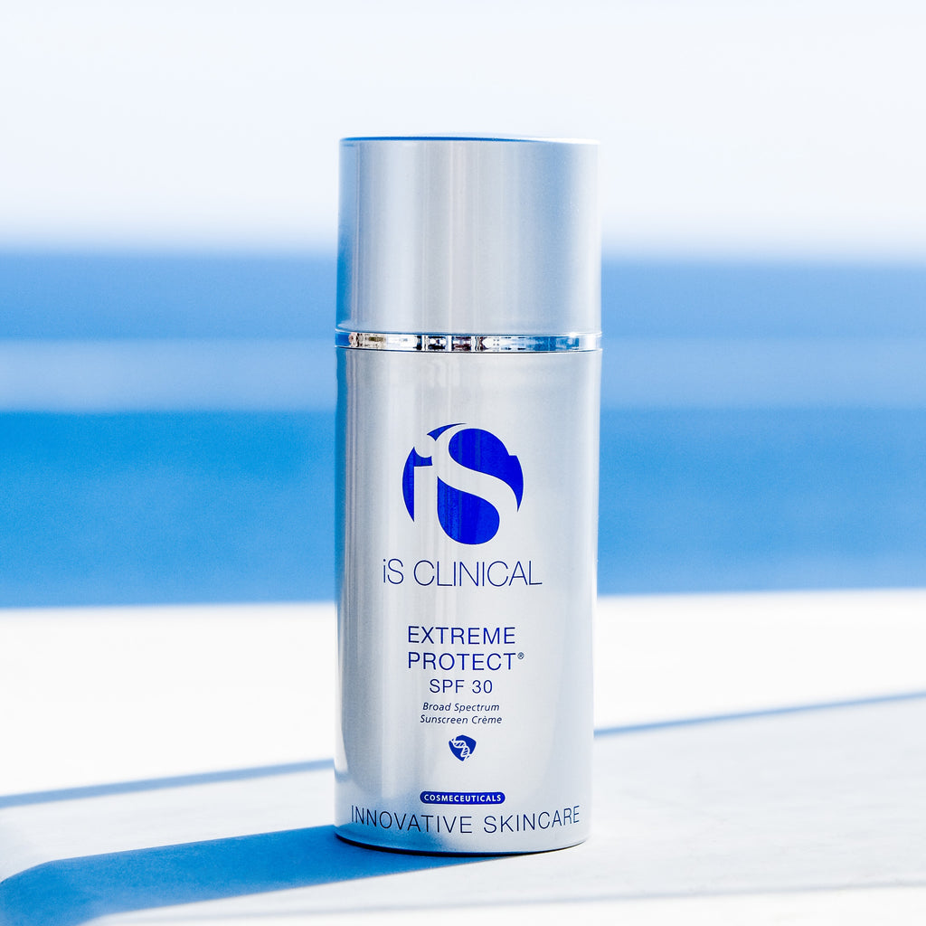 iS Clinical Extreme Protect SPF 30